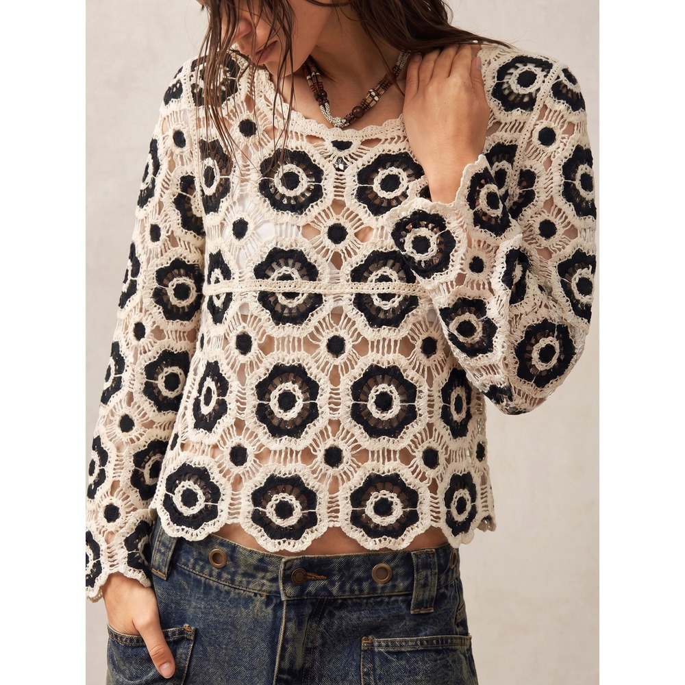 Unbranded Crochet Floral Medallion Long Sleeve Top Cream Black Boho Sz M/L NEW